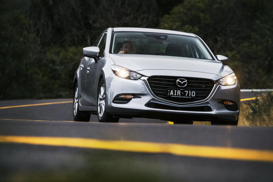  Mazda3 SP25 Astina Sedan (BM) 2016 года  (AU) (фото 26 из 56)